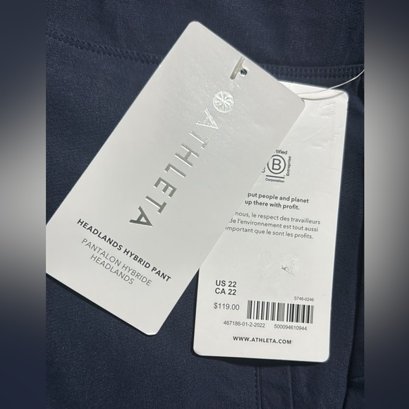 Athleta Headlands Hybrid Pant // Navy - Picture 9 of 11